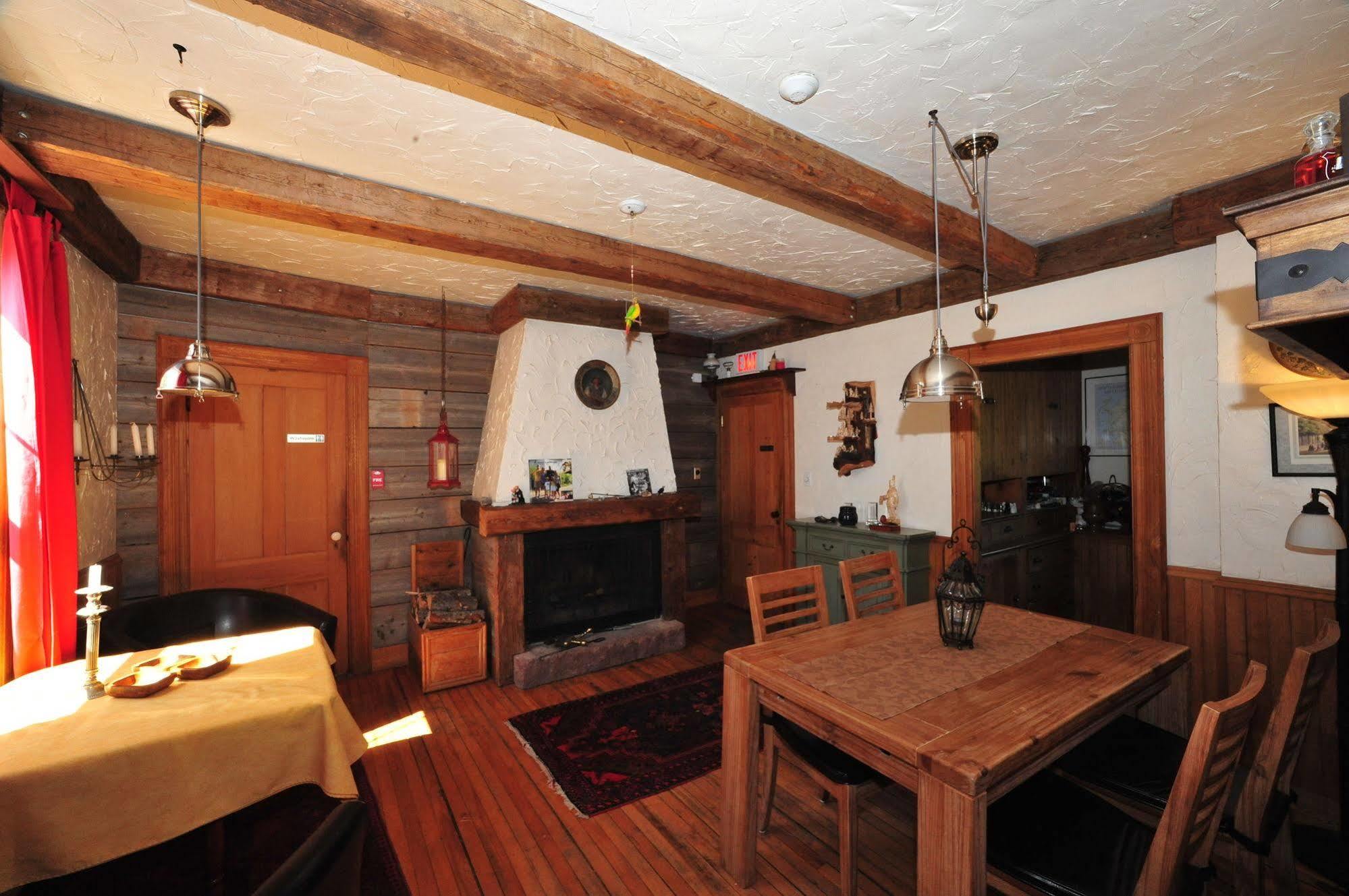 Little Shemogue Inn Buitenkant foto